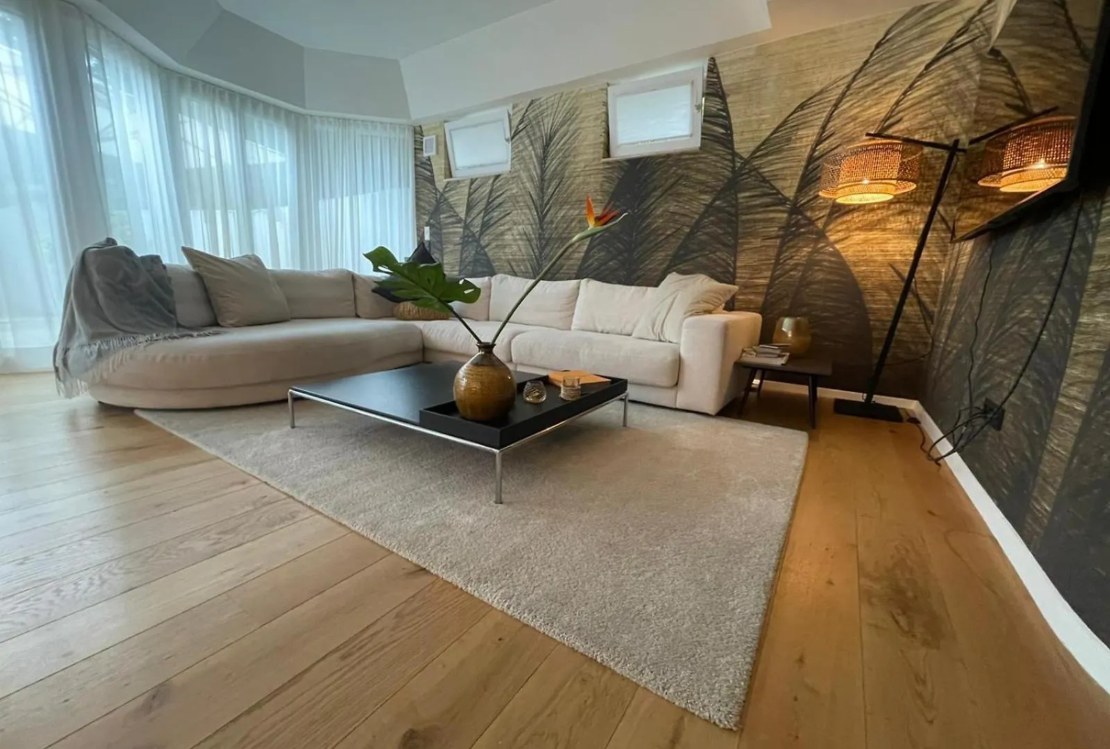 Luxurioeses Loft Mit Grosser Sonnenterrasse & Sauna contacts