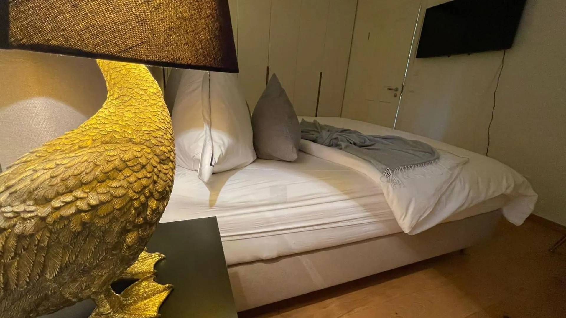 Luxurioeses Loft Mit Grosser Sonnenterrasse & Sauna Munich