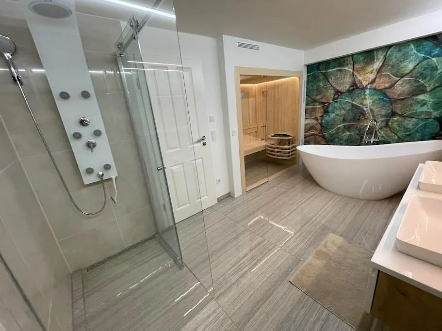 Luxurioeses Loft Mit Grosser Sonnenterrasse & Sauna München Lägenhet